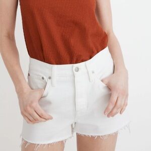 NWOT Madewell Relaxed Denim Shorts in Tile White size 32